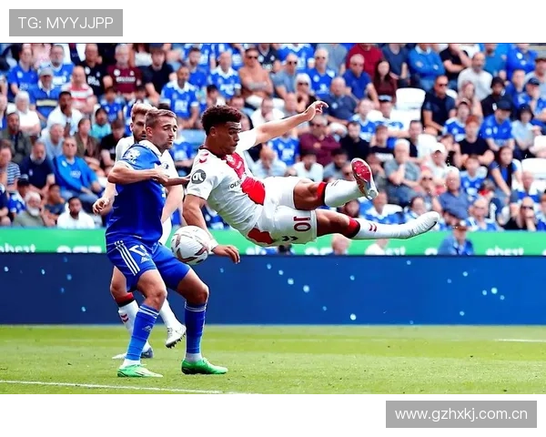 英超联赛最新动态分析与各球队赛季表现对比深入解析